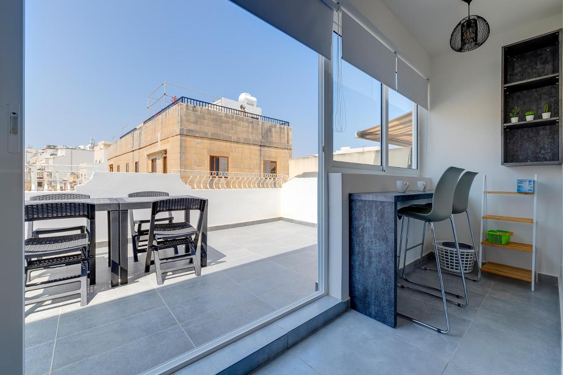 Stunning 2Br Holiday Penthouse In Central Sliema Extérieur photo